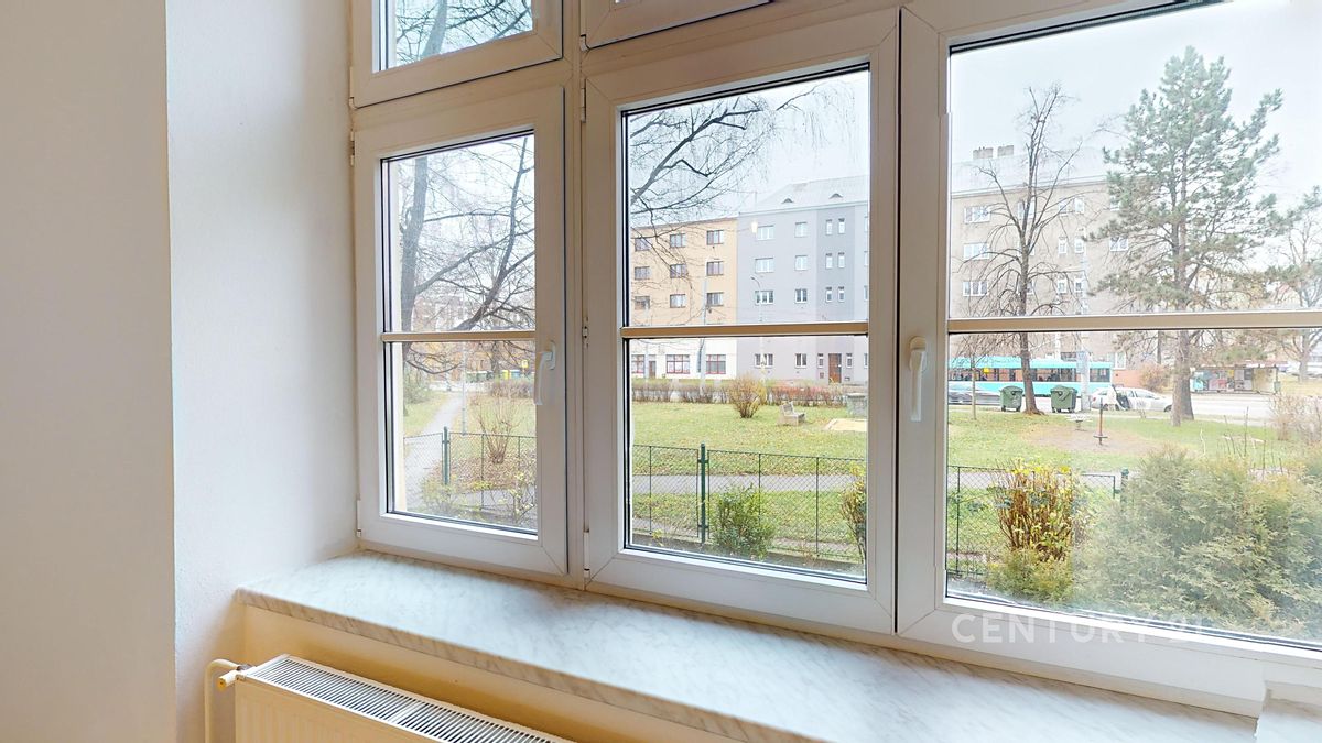 Pronájem bytu 2+1 85 m² – fotografie 5