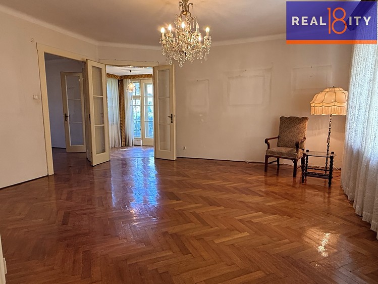 Prodej domu, 528 m² (9 z 27)