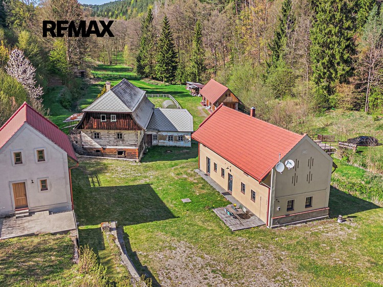 Будинок на продаж, 563 м² (2 з 37)