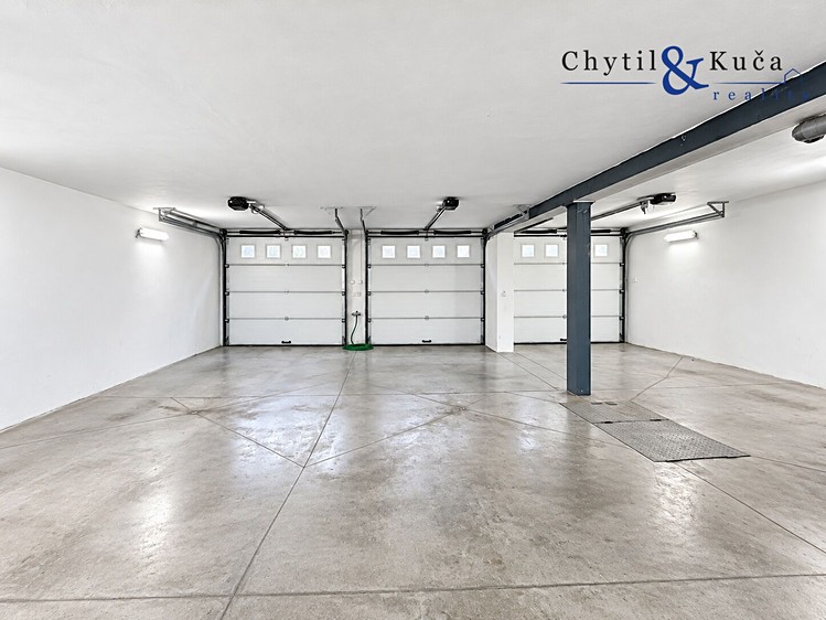 Будинок на продаж, 235 м² (32 з 35)
