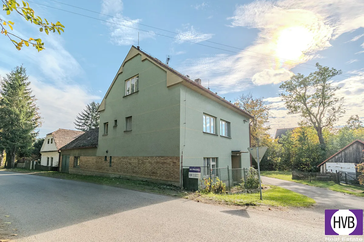 Prodej rodinného domu 200 m², pozemek 533 m²