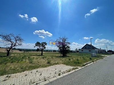 Grundstück zum Kauf, 1.090 m² (2 von 17)