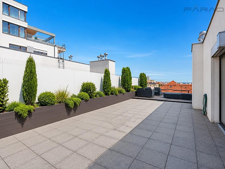 Квартира 3+kk в оренду, 146 м² (10 з 21)