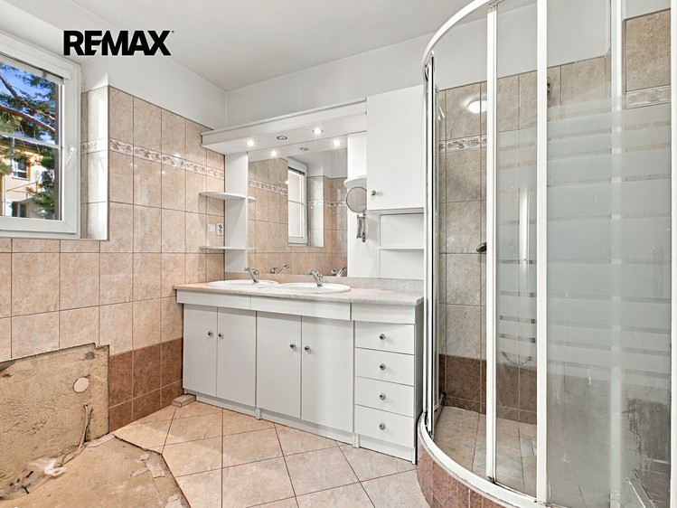 Будинок на продаж, 268 м² (27 з 45)