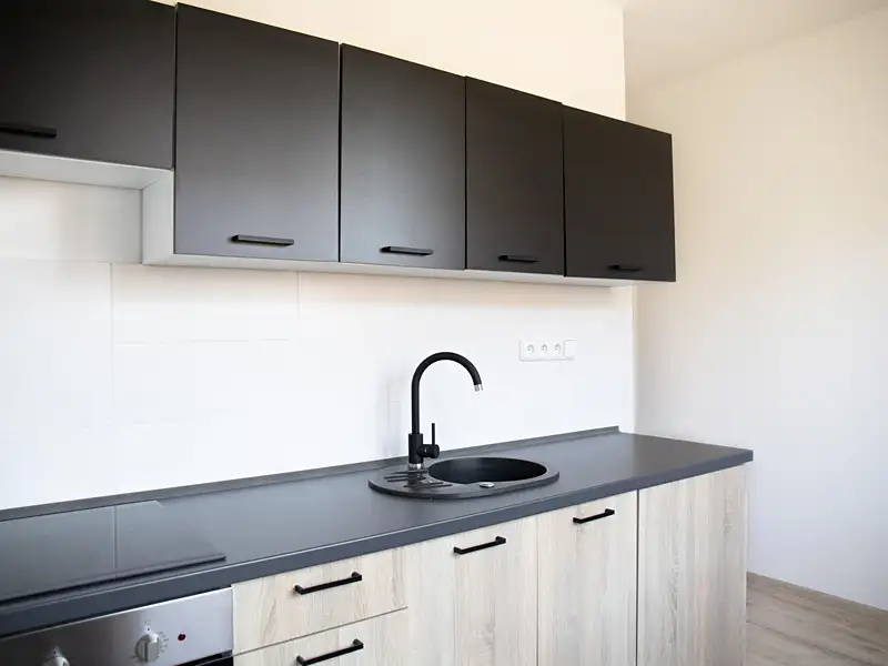 Pronájem bytu 2+1 51 m², Chomutov – náhled fotky 2
