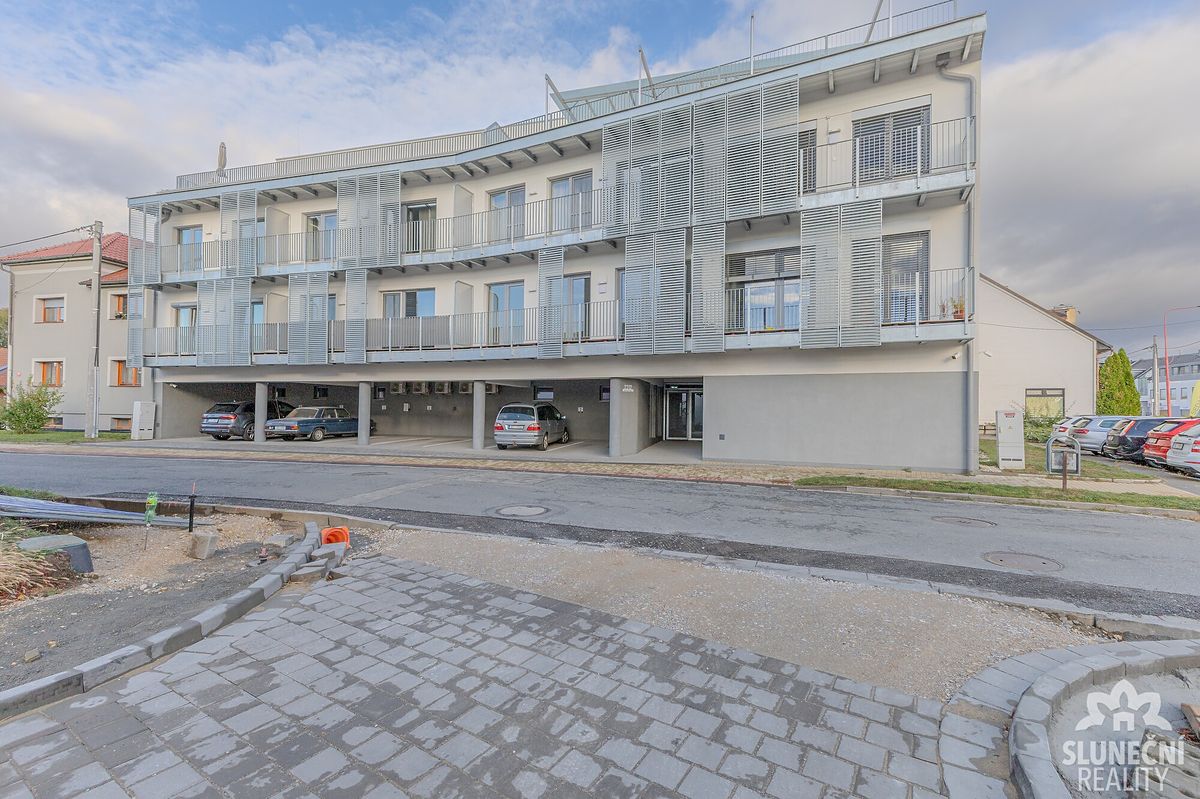 Pronájem bytu 2+kk 84 m²