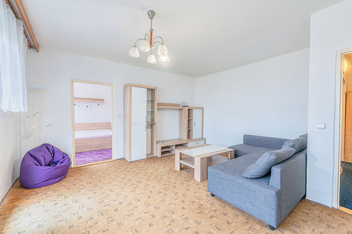 Pronájem bytu 3+1 76 m² – fotografie 2