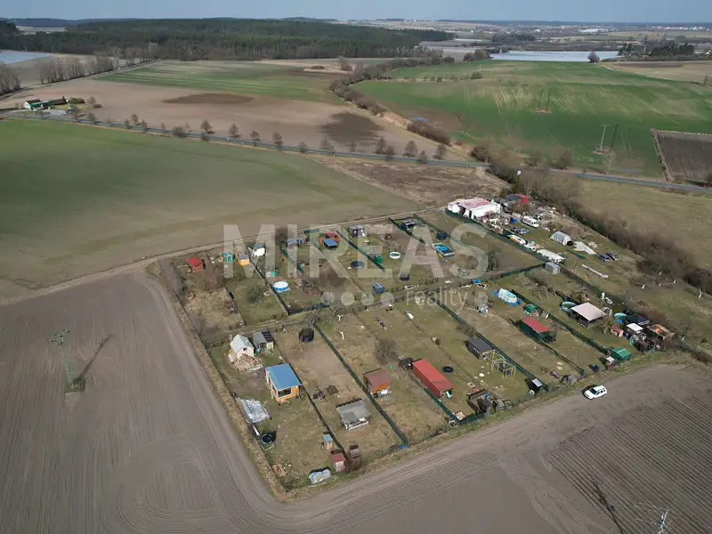 Pronájem zahrady 400 m², Lysá nad Labem – náhled fotky 3
