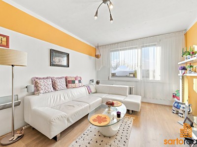 Prodej bytu 2+1, 49 m² (2 z 34)
