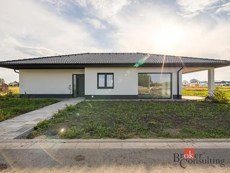 Prodej rodinného domu 127 m², pozemek 729 m², Dašice – náhled fotky 1