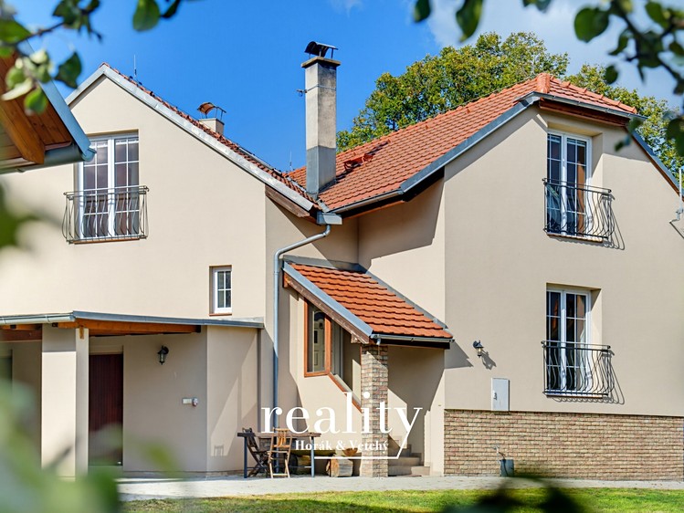 Haus zum Kauf, 178 m² (2 von 46)