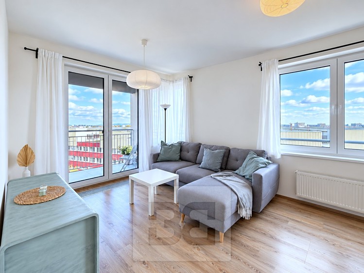 Pronájem bytu 2+kk, 55 m² (2 z 21)