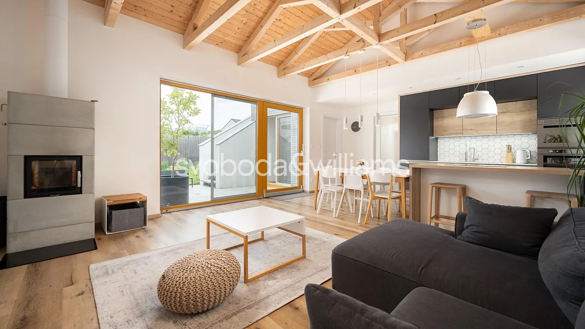 Pronájem rodinného domu 93 m², pozemek 296 m²
