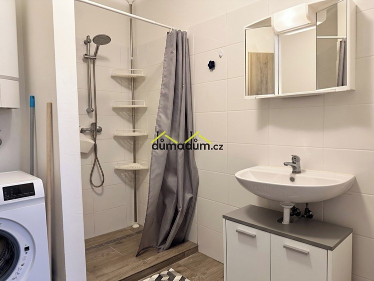 Квартира 2+kk в оренду, 45 м² (7 з 10)