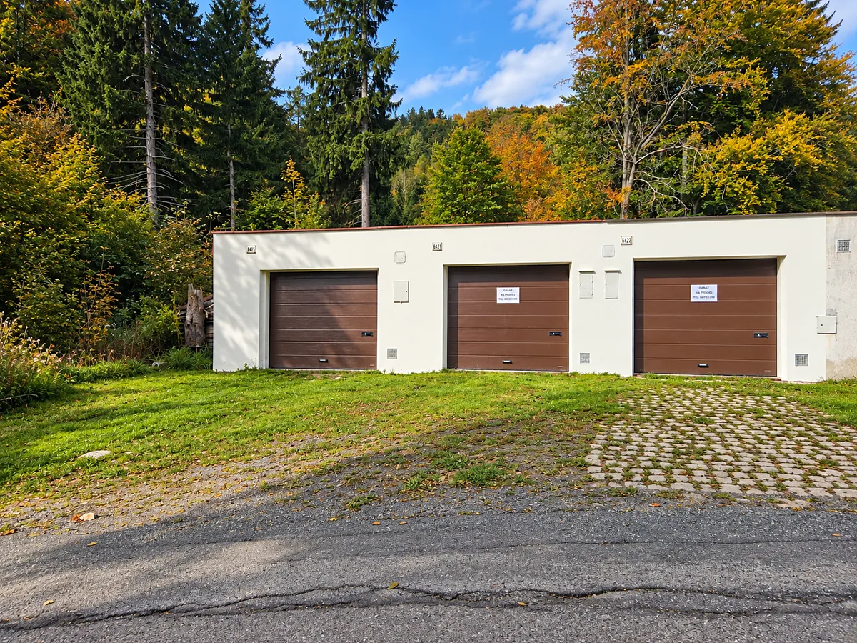 Prodej garáže 45 m²