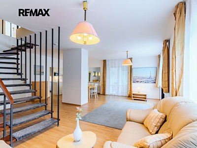 Prodej domu, 244 m² (2 z 26)