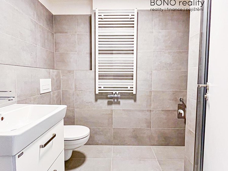 Квартира 1+kk в оренду, 32 м² (17 з 24)