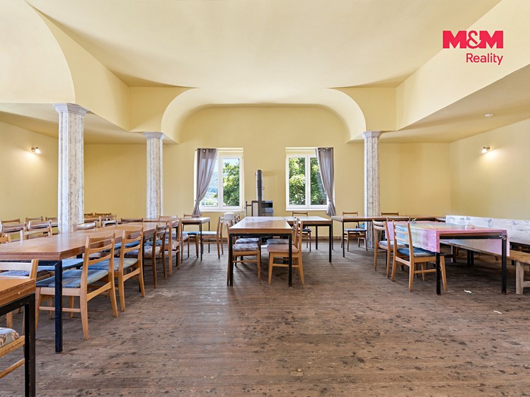 Prodej komerčního prostoru, 350 m² (19 z 30)