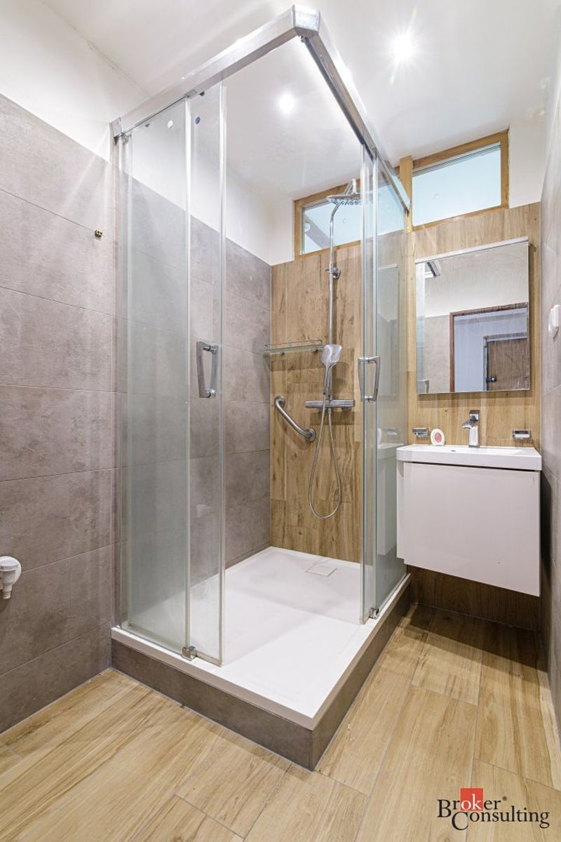 Pronájem bytu 2+kk 45 m² – fotografie 3