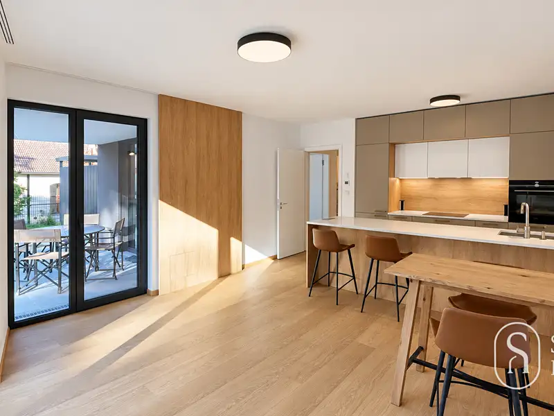Pronájem bytu 2+kk, 58 m², Praha 8, Praha