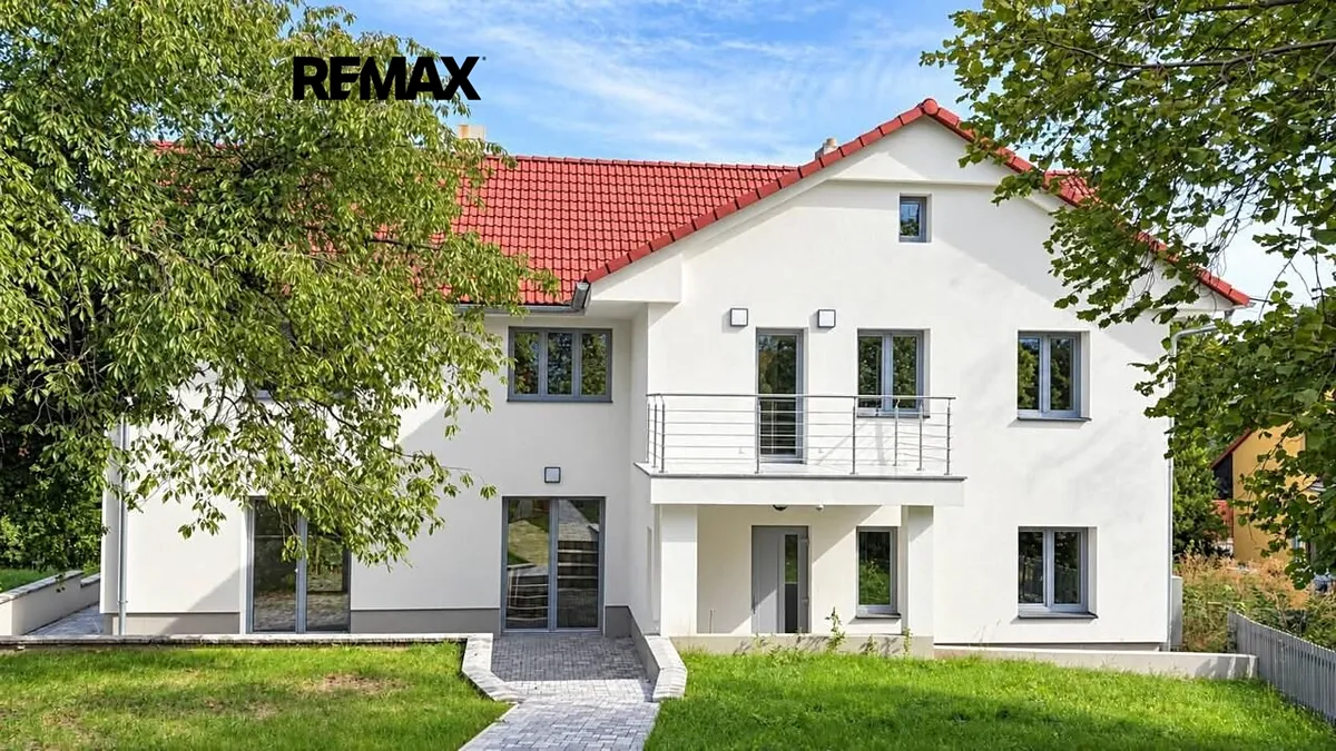 Prodej rodinného domu 186 m², pozemek 1514 m²