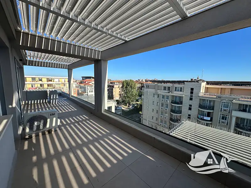 Prodej bytu 2+kk 97 m², Nesebar – náhled fotky 1