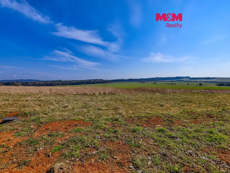 Prodej stavebního pozemku 995 m², Skašov – náhled fotky 1