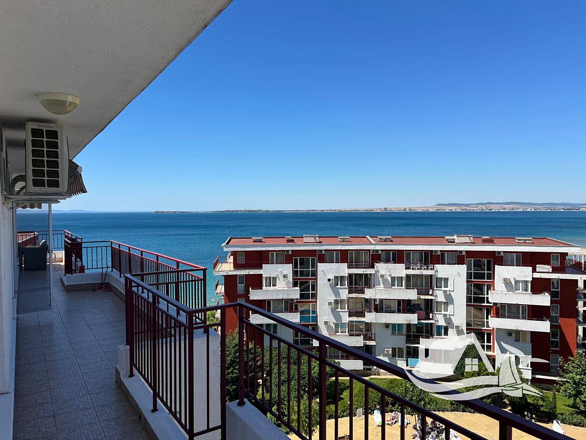 Prodej bytu 4+kk 140 m², Sveti Vlas – fotka 1 z 3
