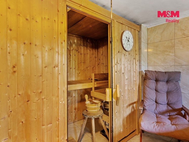 Prodej domu, 210 m² (28 z 30)