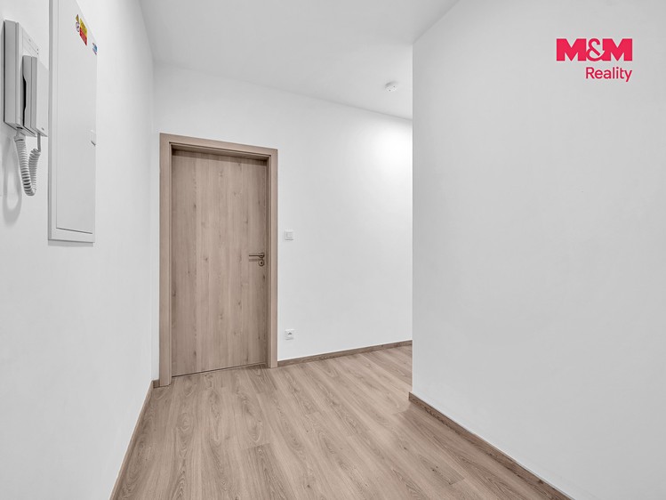 Pronájem bytu 2+kk, 51 m² (6 z 24)