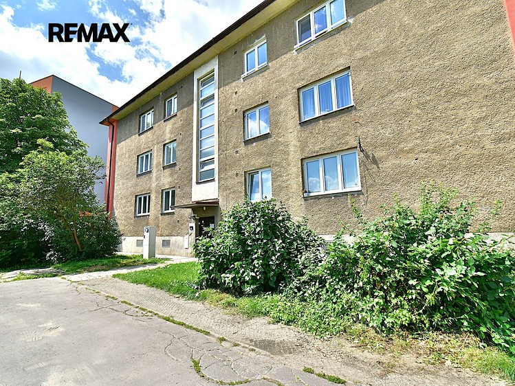 Pronájem bytu 2+1, 55 m² (2 z 10)