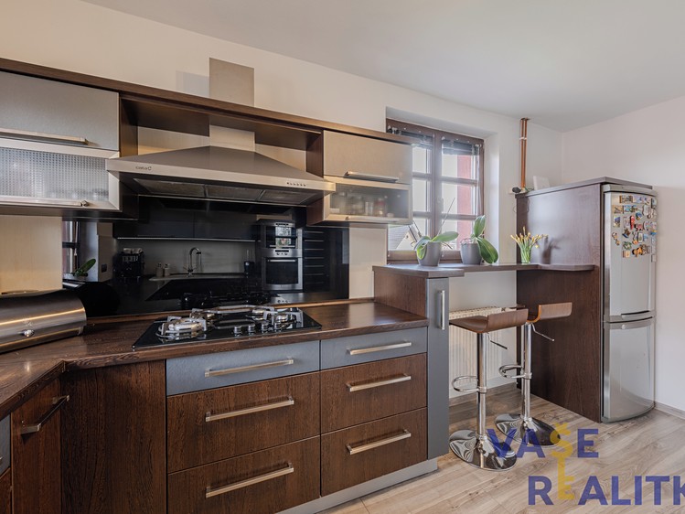 Будинок на продаж, 200 м² (6 з 37)