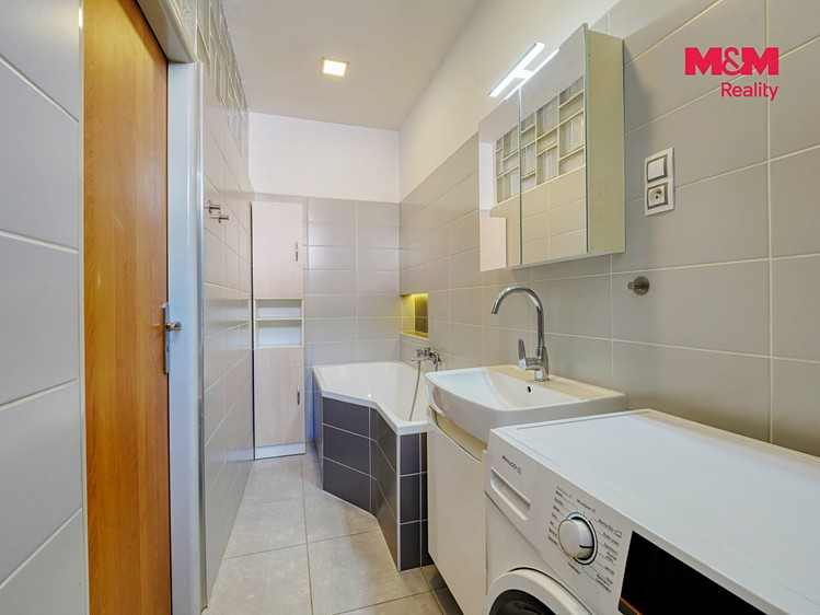 Будинок на продаж, 343 м² (19 з 30)