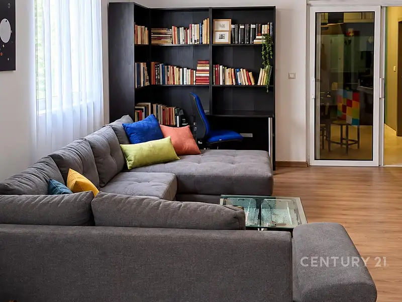 Prodej bytu 3+1 107 m², Saršoni – náhled fotky 2