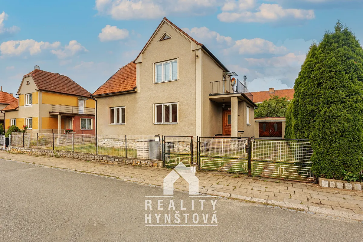 Prodej rodinného domu 130 m², pozemek 975 m²