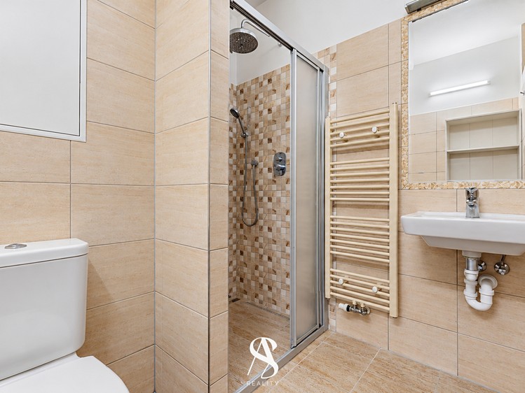 Квартира 1+kk в оренду, 27 м² (4 з 5)