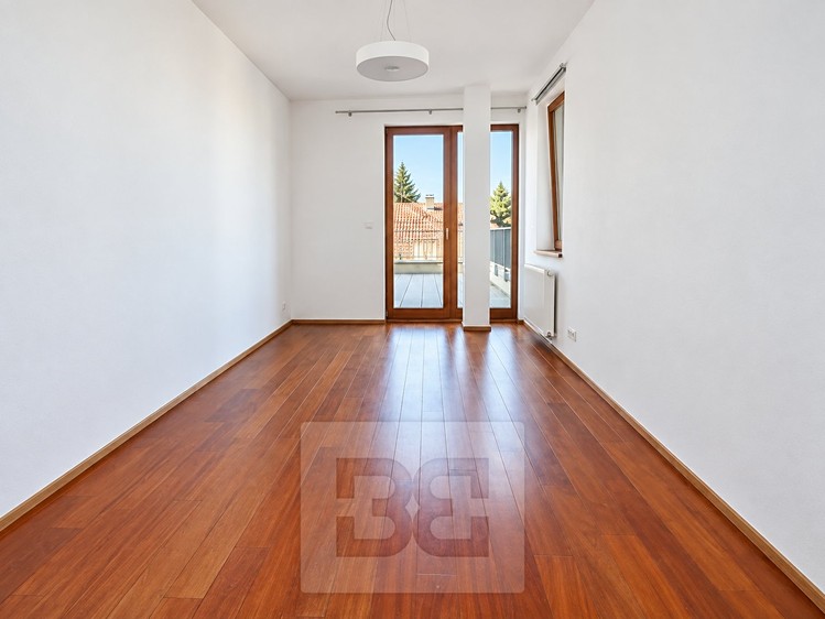 Pronájem bytu 3+kk, 138 m² (12 z 31)