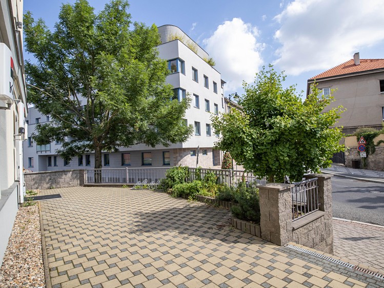 Комерційне приміщення в оренду, 64 м² (43 з 46)