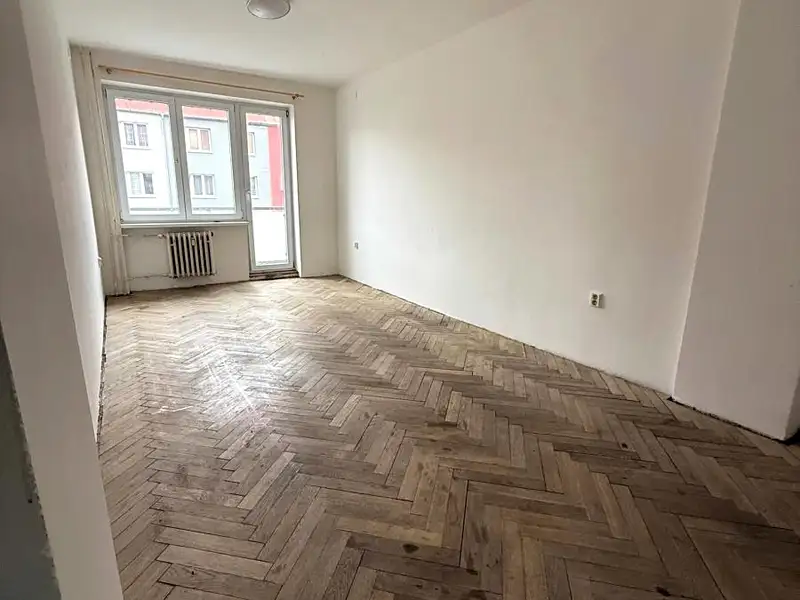 Pronájem bytu 2+1 52 m², Jirkov – náhled fotky 3