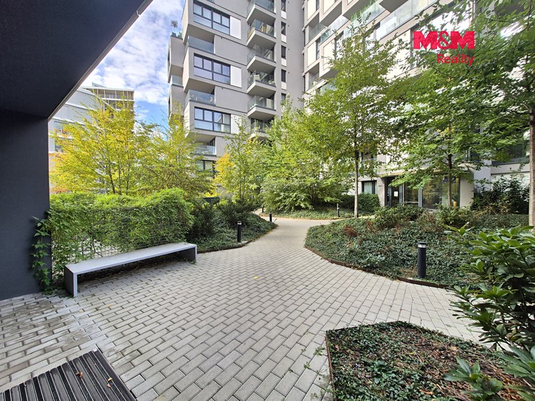 Квартира 1+kk в оренду, 27 м² (21 з 26)