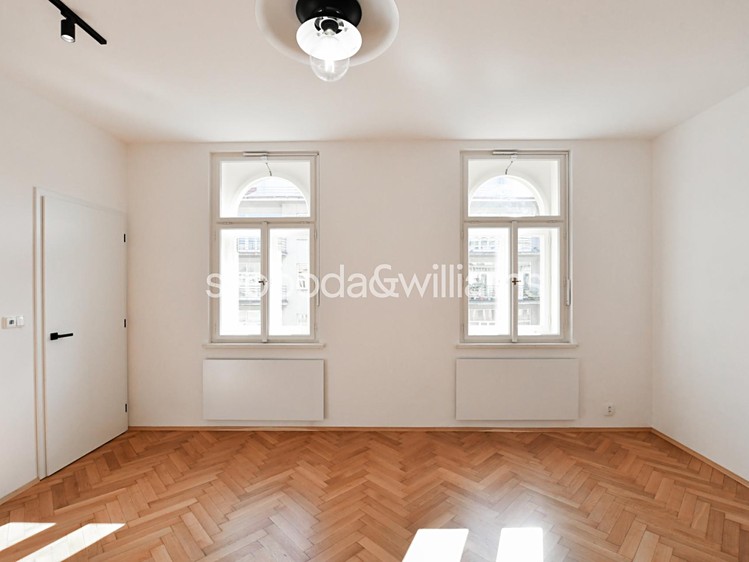 Pronájem bytu 2+kk, 44 m² (2 z 17)