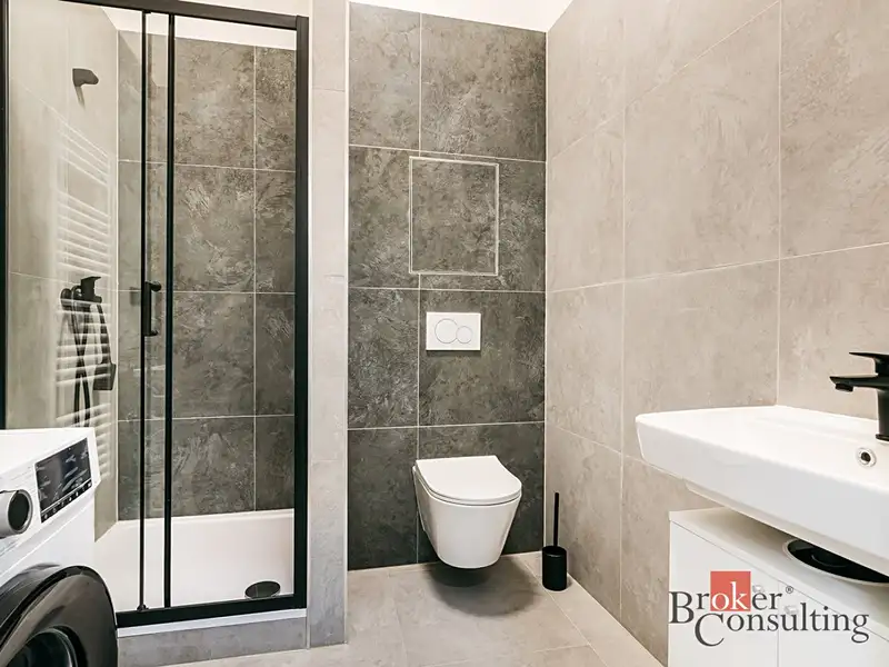 Pronájem bytu 1+kk 28 m², Brno – náhled fotky 3