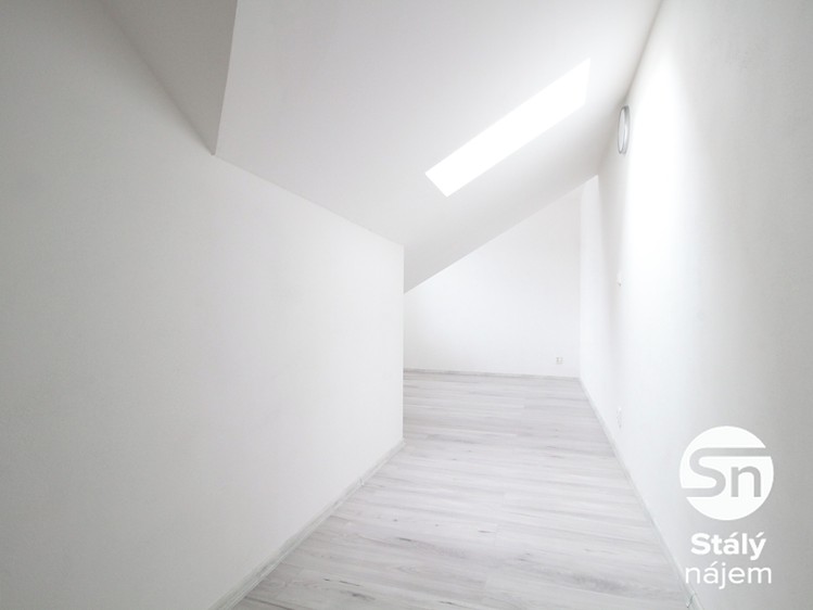 Квартира 3+kk в оренду, 78 м² (3 з 12)