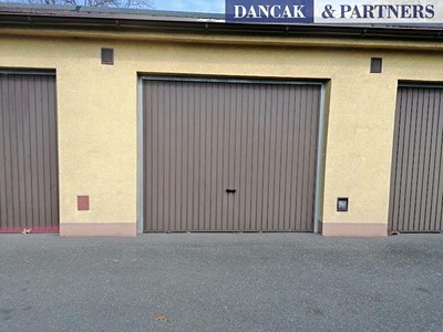 Pronájem nemovitosti, 22 m² (2 z 3)
