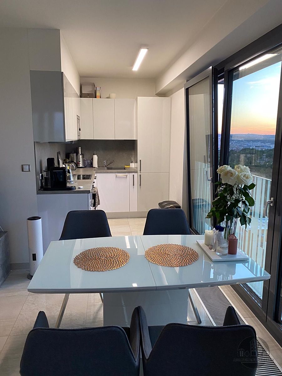 Prodej bytu 2+kk 60 m²