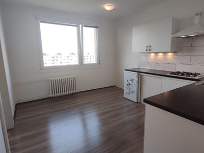 Wohnung 1+1 zum Kauf, 36 m² (2 von 8)