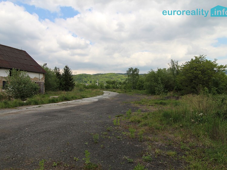 Комерційне приміщення на продаж, 1 000 м² (27 з 29)