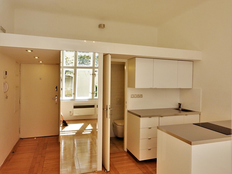Pronájem bytu 1+kk, 22 m² (12 z 17)