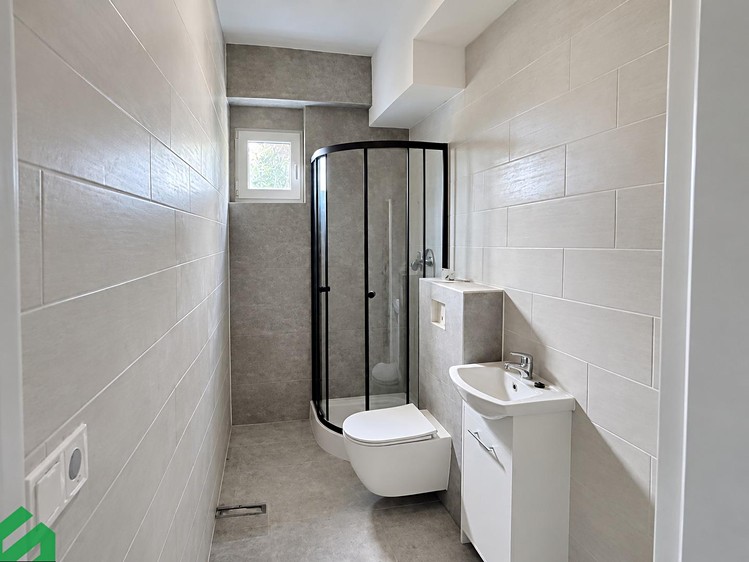 Квартира 1+kk в оренду, 30 м² (3 з 8)
