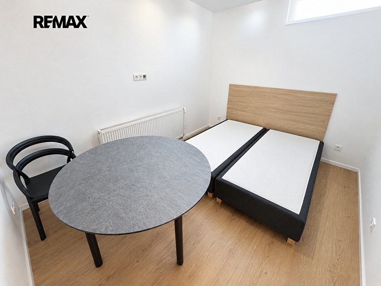 Gewerbefläche zum Kauf, 81 m² (12 von 30)